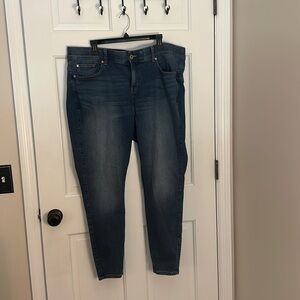 Torrid 22R Premium Stretch Bombshell Skinny Denim Jeans